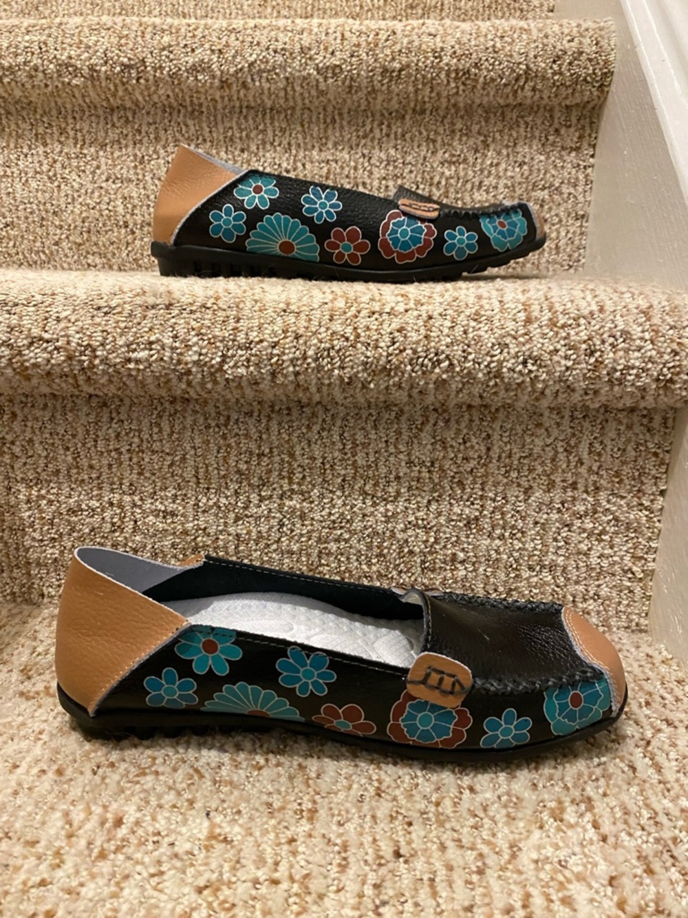Women’s Black Floral Slip-On Flats